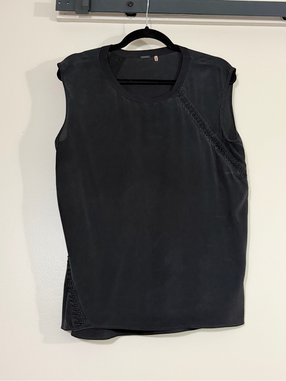 ELIE TAHARI Sleeveless Black Silk Women's Top with Lace-Up Detail, sz M